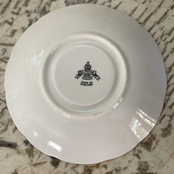 DELPHINE Bone China England Purple Floral Pattern Gold Gilt Cup & Saucer Set - Picture 4 of 6